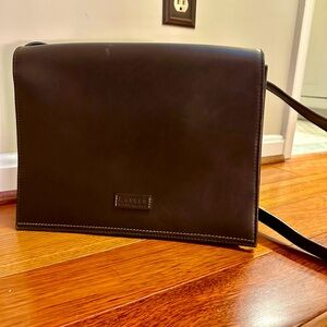 Lauren Ralph Lauren chocolate brown leather messenger/cross body bag.